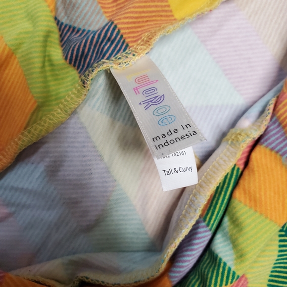 LulaRoe Leggings - Picture 3 of 3